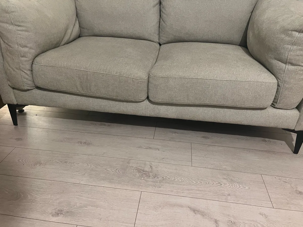 3 & 2 suite - Image 2