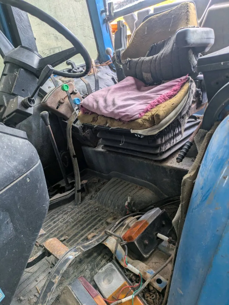Ford 7810 - Image 4