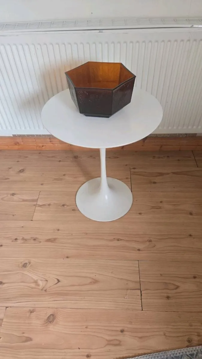 Pair of Mid Century Arkana Side Tables - Image 4