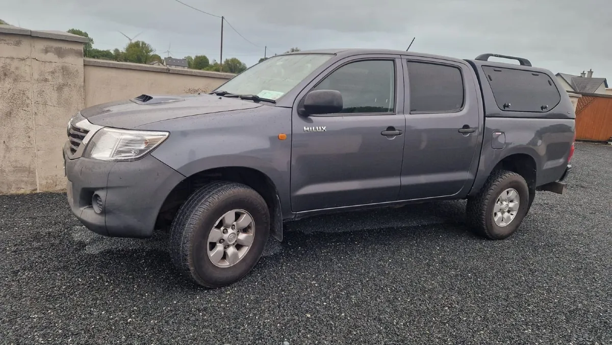 Toyota Hilux 2014 - Image 1