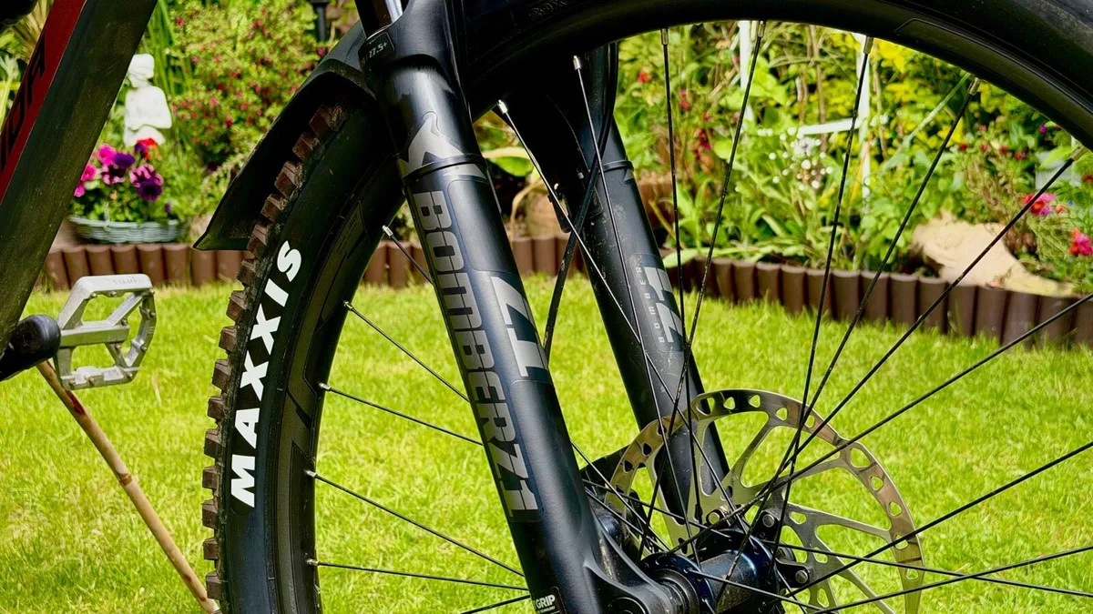 (Brand new) Merida 160 (700) Enduro Bike - Image 4
