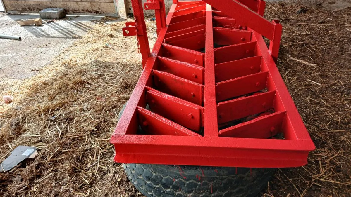 Land leveller - Image 2