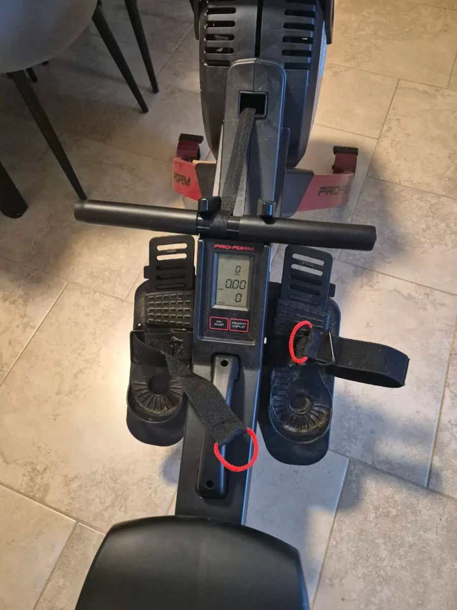 Rowing machine - Image 3