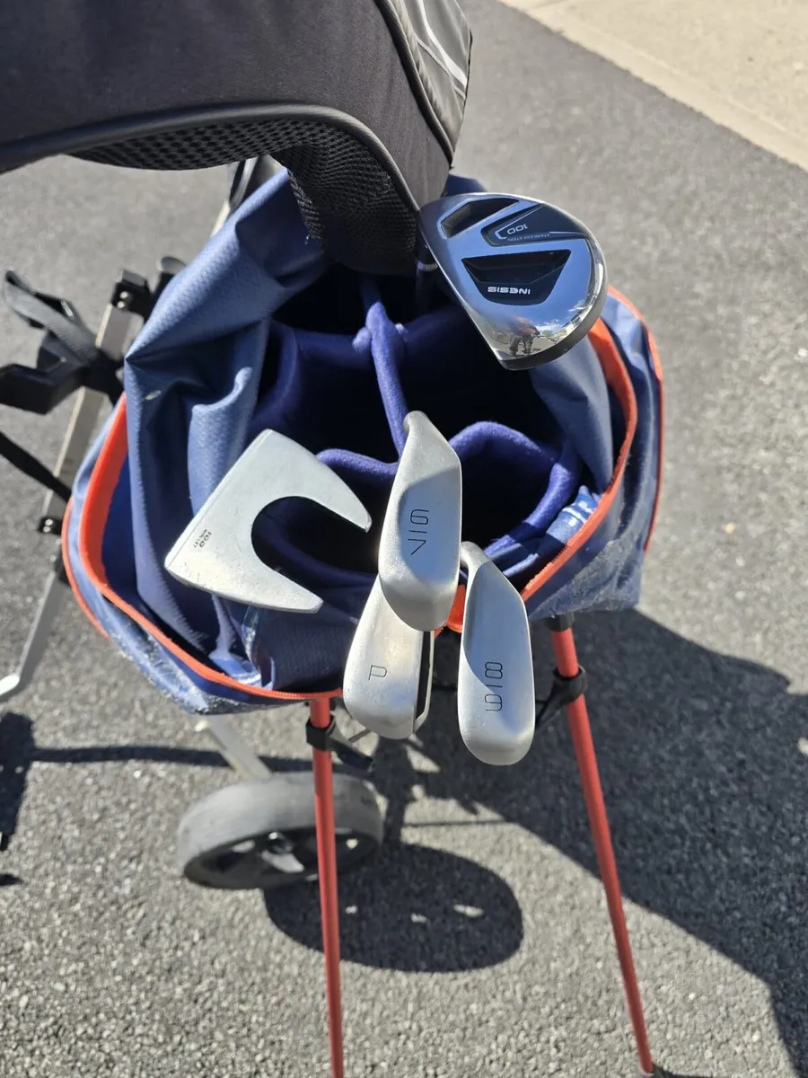 Inesis 100 Junior Golf Set - Image 3