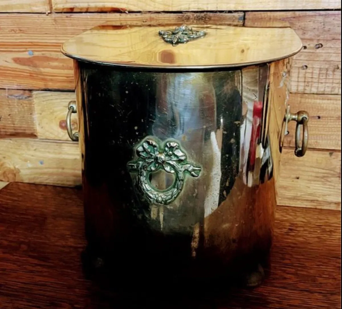 Vintage fireside container - Image 2
