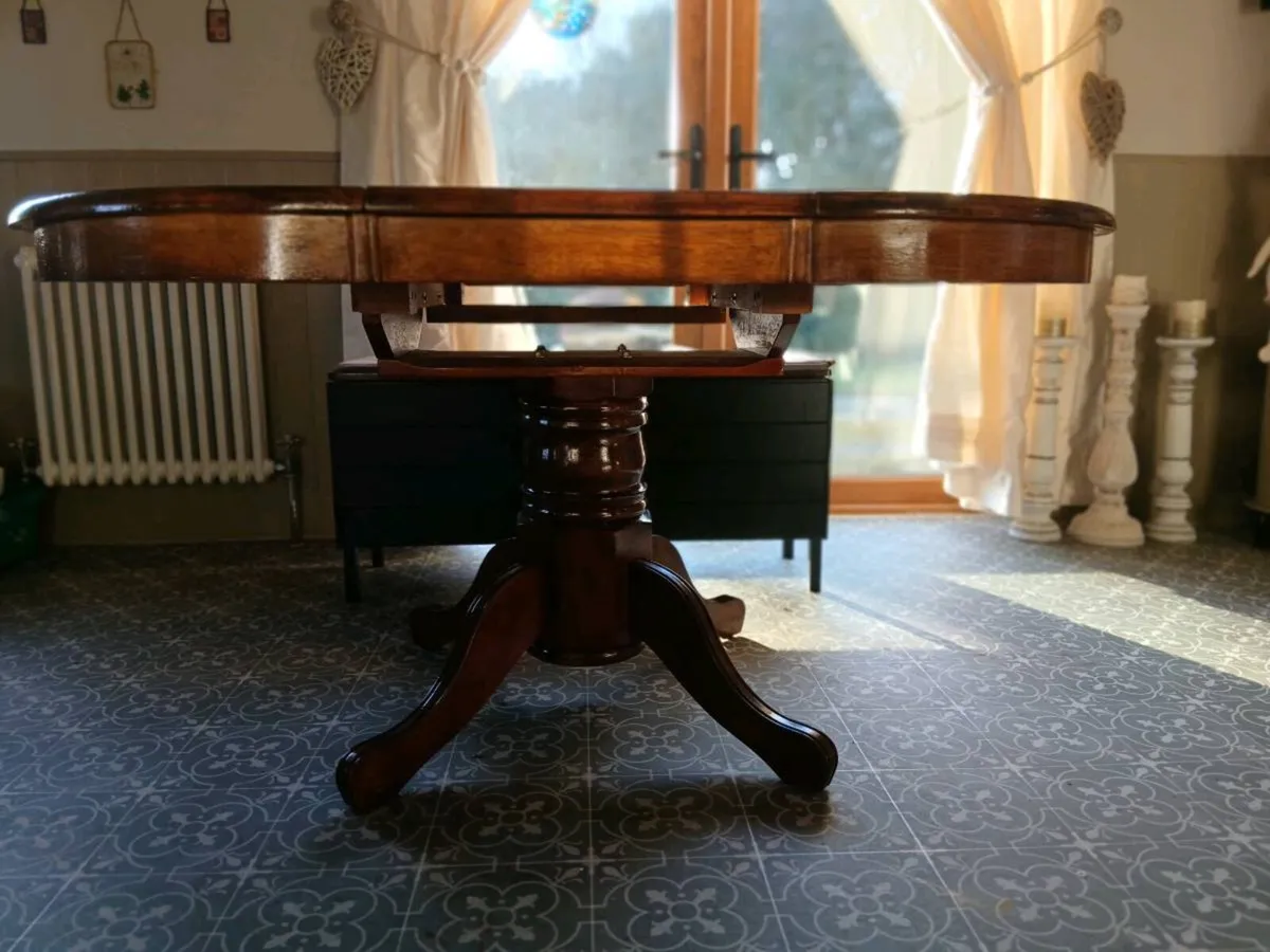 Kitchen Table - Image 3