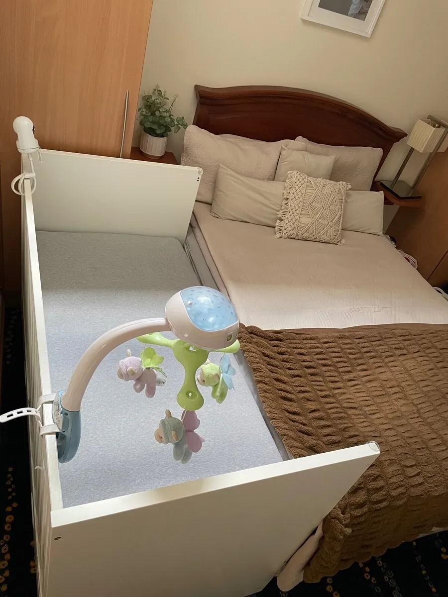 Baby cot - Image 4