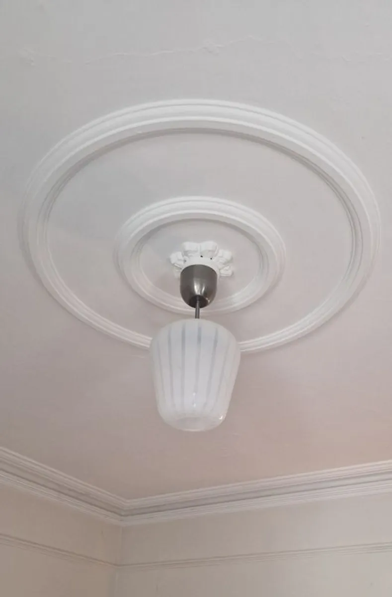 Design-led frosted glass ceiling light - Image 2