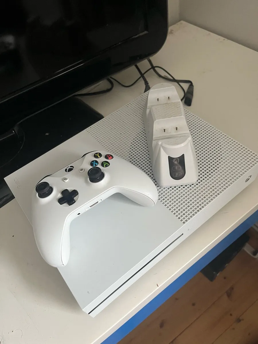 Xbox one S - Image 1