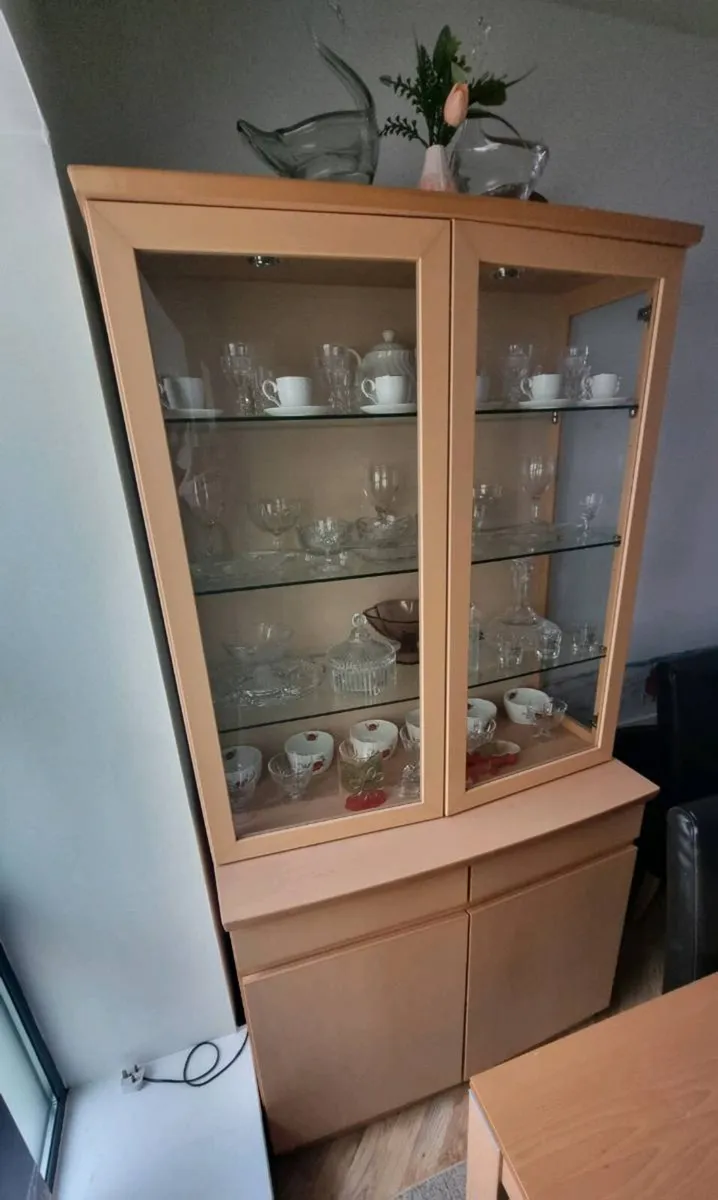 Display Cabinet - Image 2