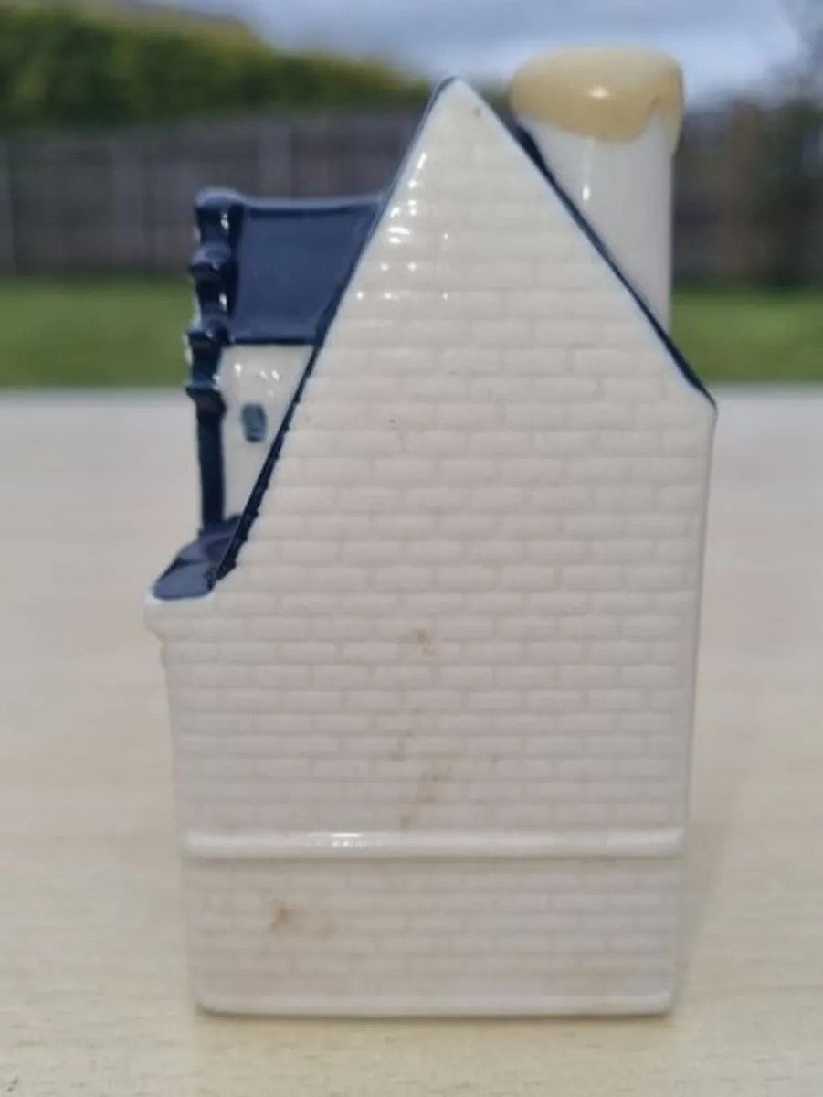 KLM ceramic collector's house no. 89 - Image 2