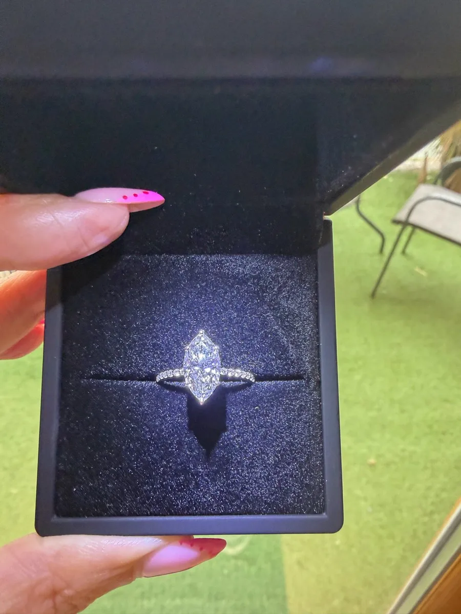 Brand new lab-grown diamond engagement ring - Image 1
