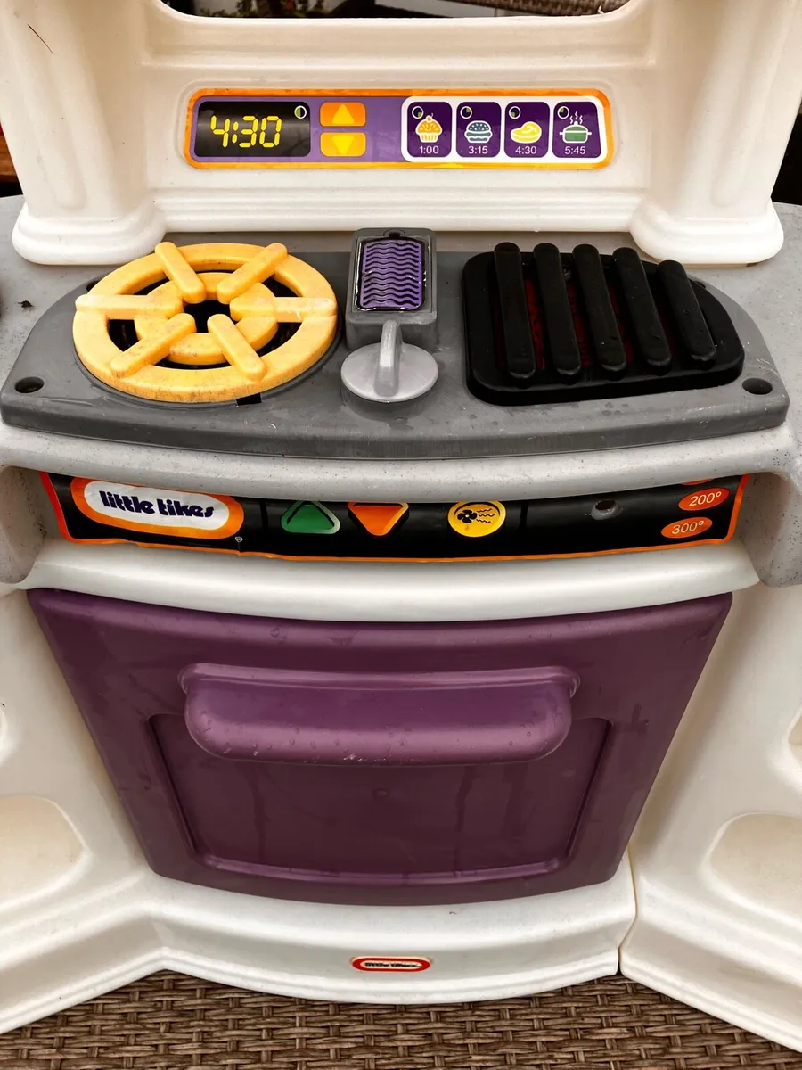 Free Little Tykes kitchen - Image 2