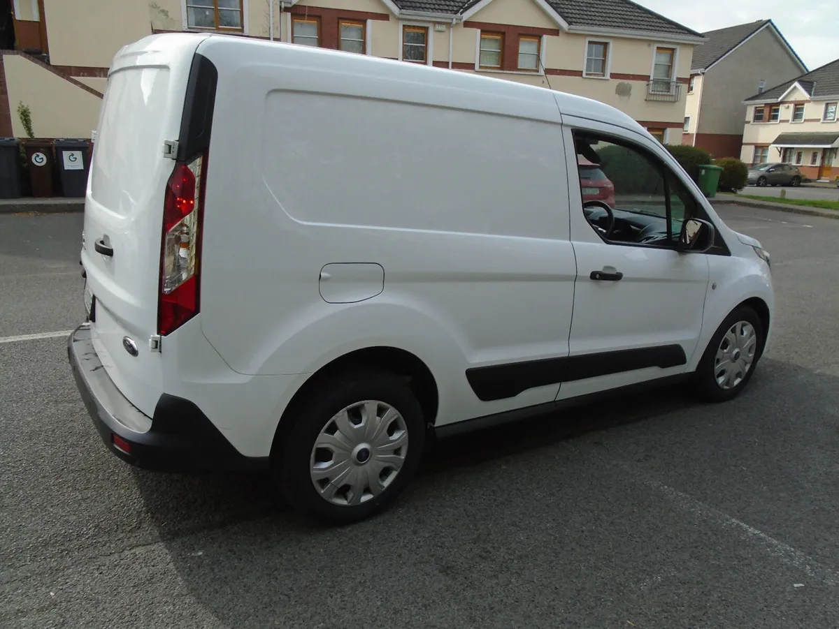 Ford Transit Connect  One Owner Total Price 14000 - Image 4