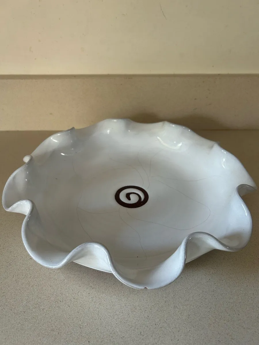 Stephen Pearse Serving bowls - Image 1