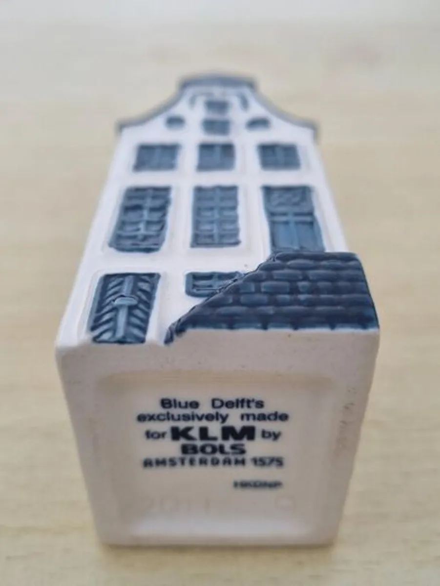 KLM Iconic Delft Blue Ceramic Miniature House - Image 4