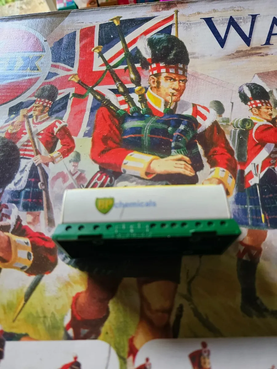 Hornby Triang OO Gauge BP Tanker - Image 1