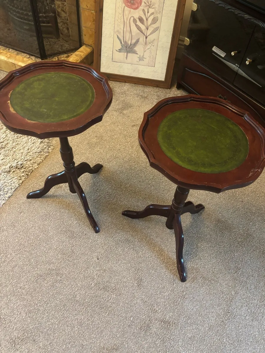 Tea/coffee stands - Image 1