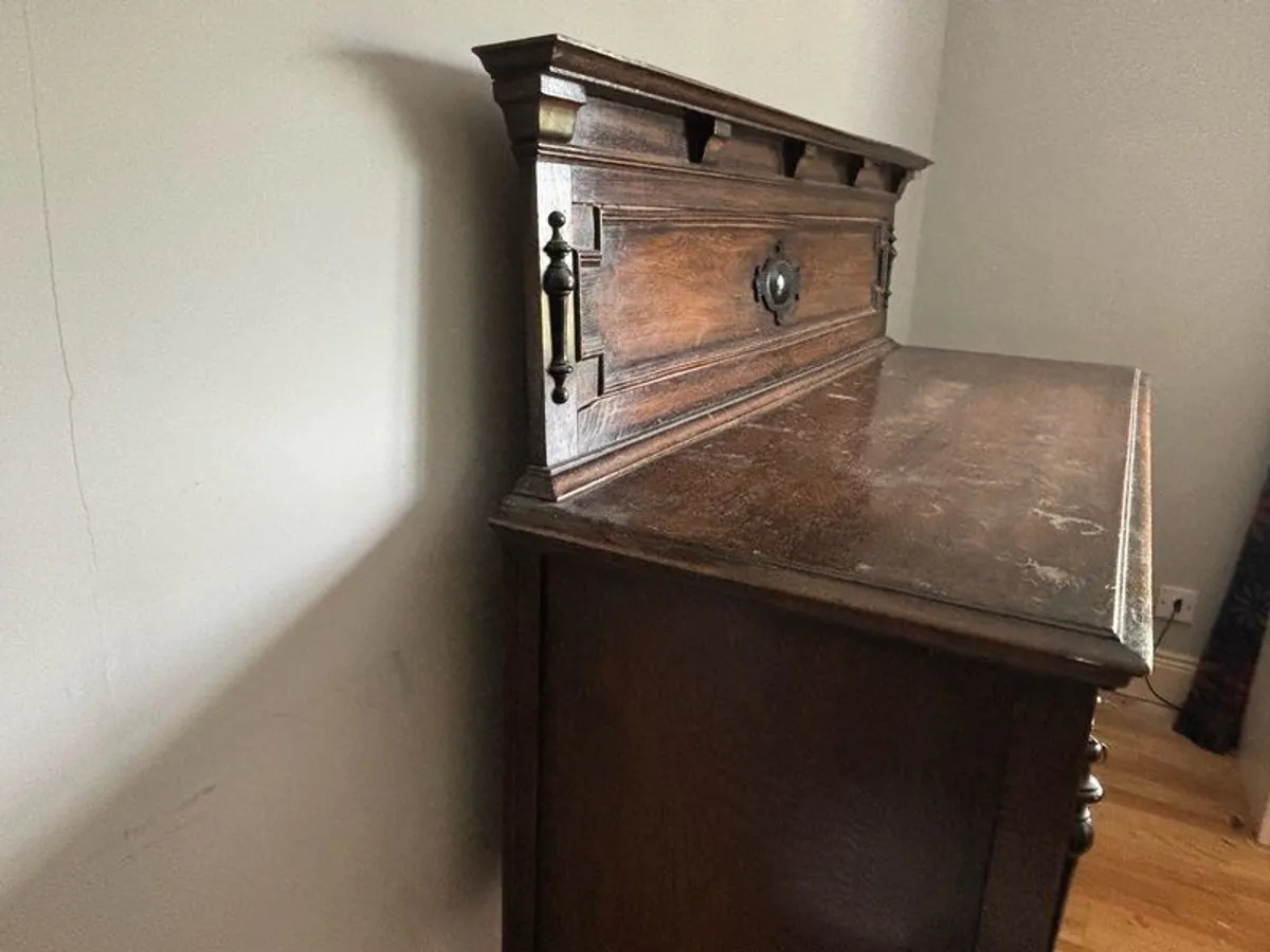 antique - Image 3