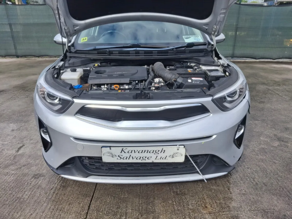 182 Kia Stonic Diesel Light Damage - Image 2