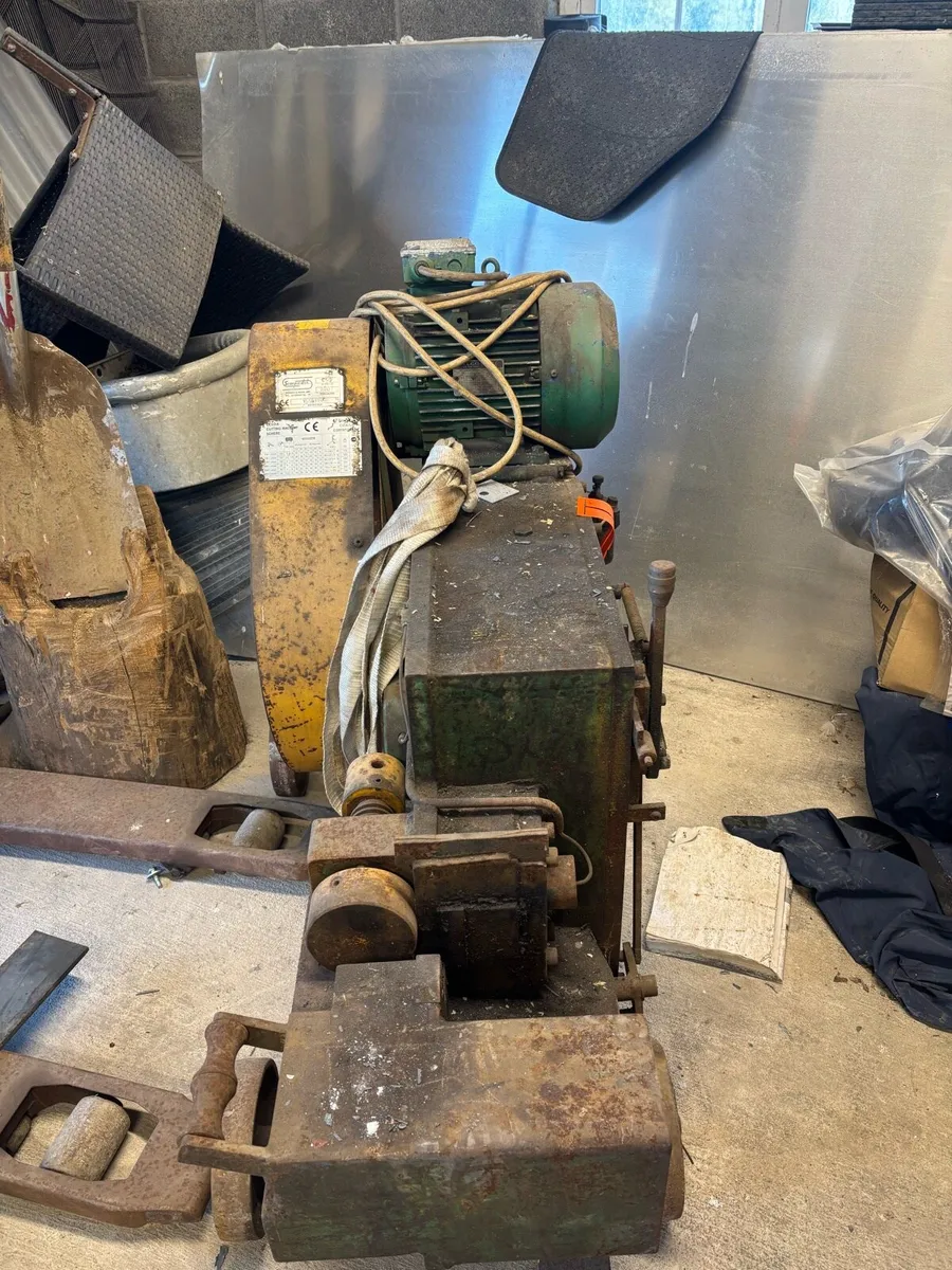 Heavy Duty 3-Phase Rebar Cutting Machine - Image 4