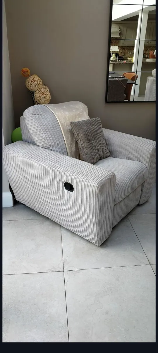 Recliner Armchair - Image 1