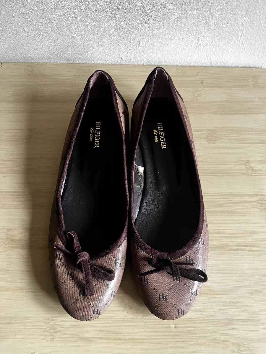 Tommy Hilfiger pumps - Image 1