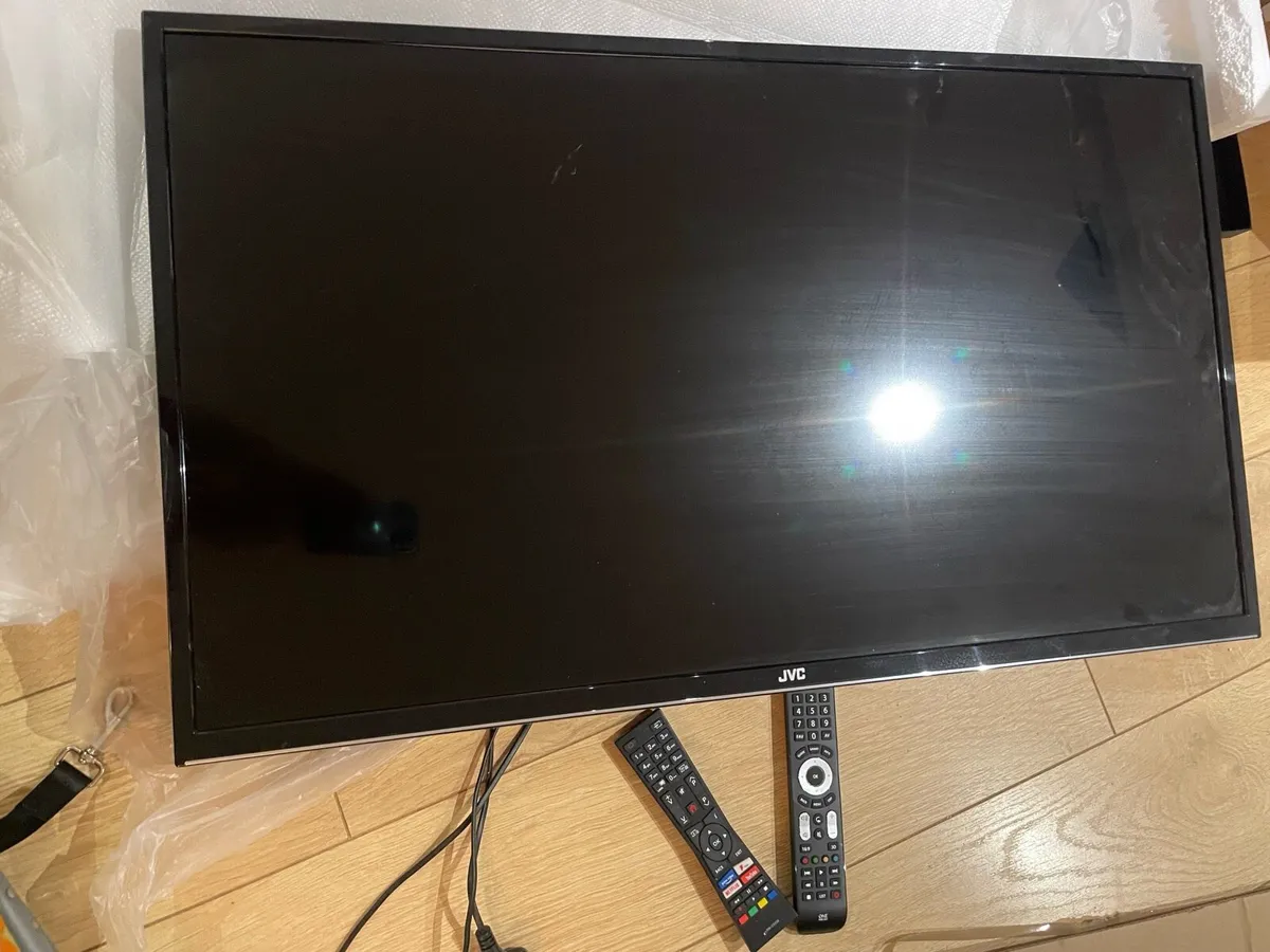 JCV smart tv - remote not working - Image 1