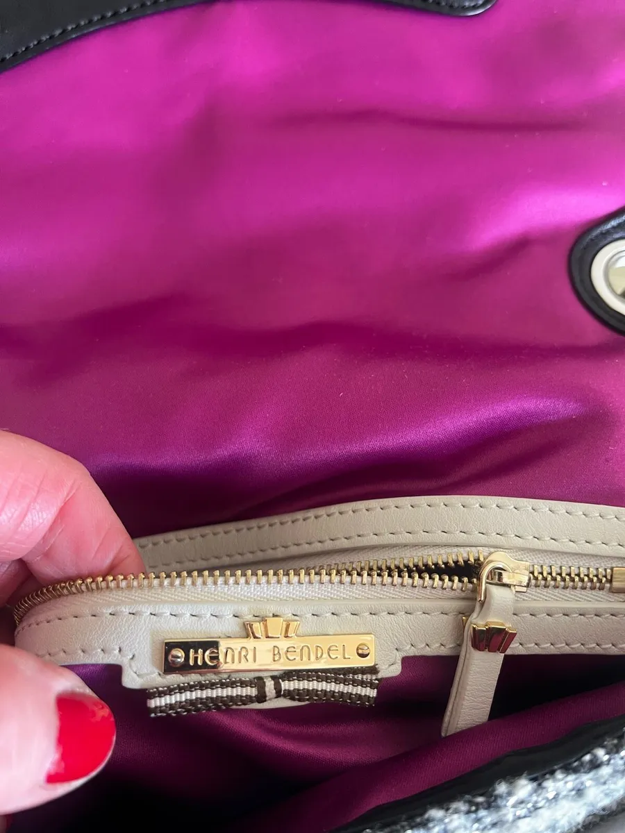 Designer Henri Bendel bag - Image 4