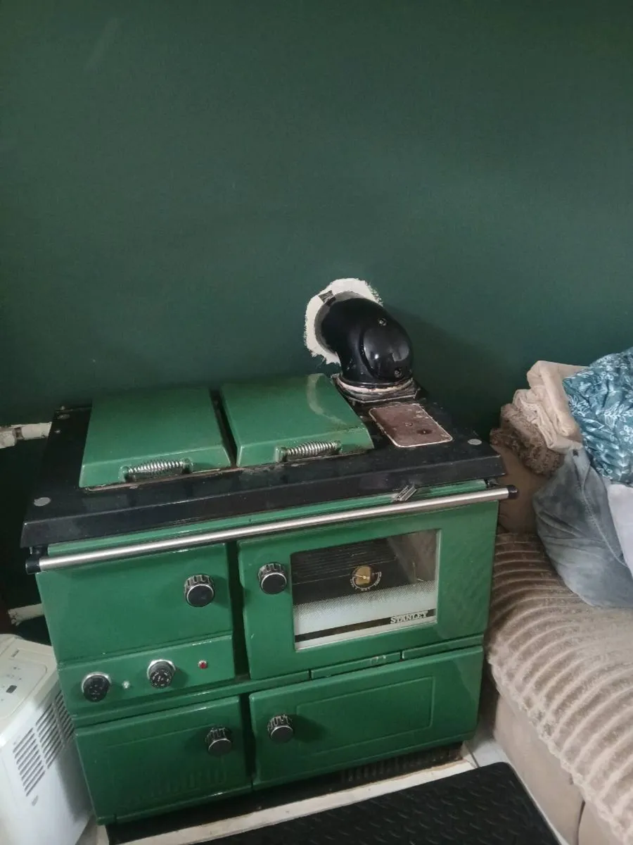 Stanley 90 oil fired cooker - Image 1