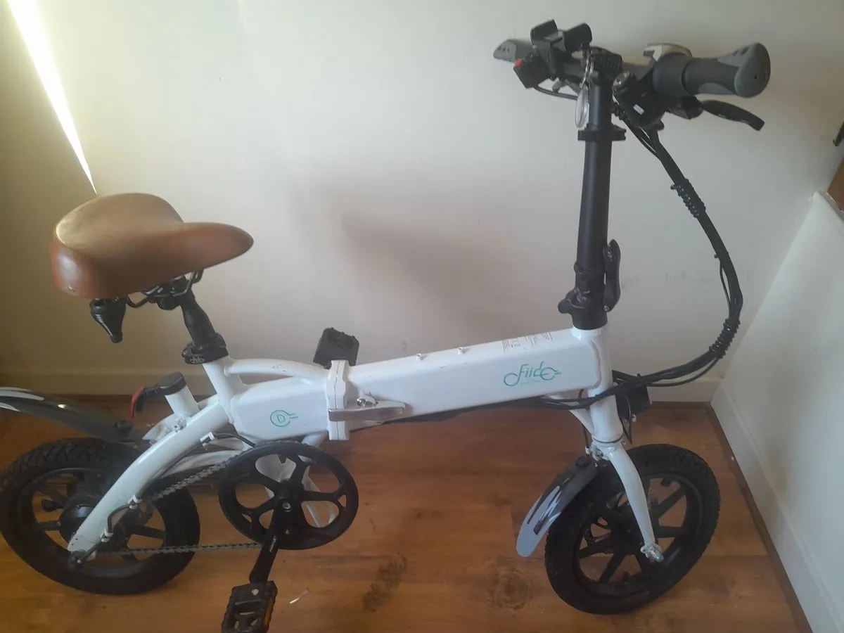 Electric bike - Image 2