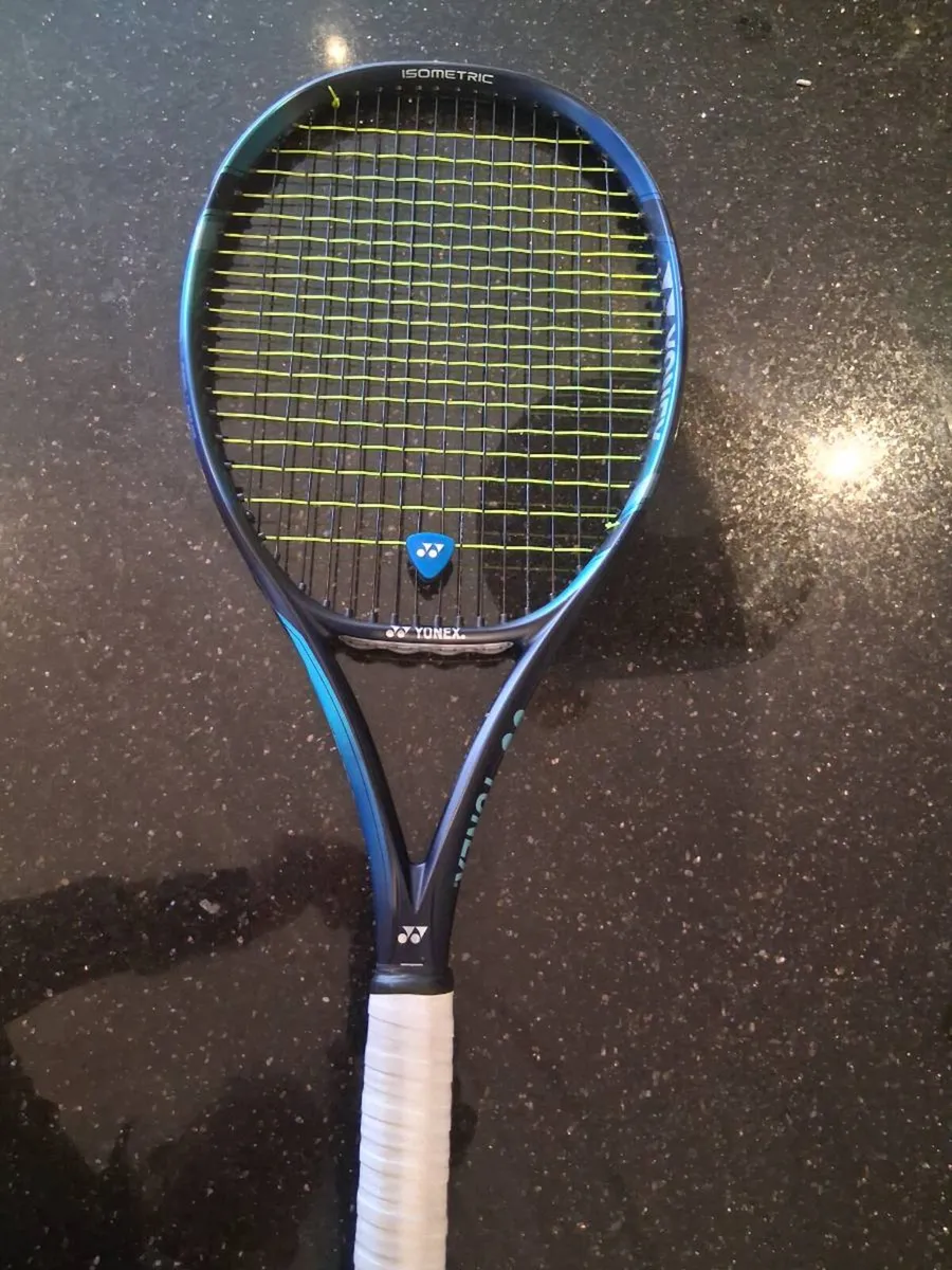 Yonex Ezone 98 305g tennis racket - Image 1