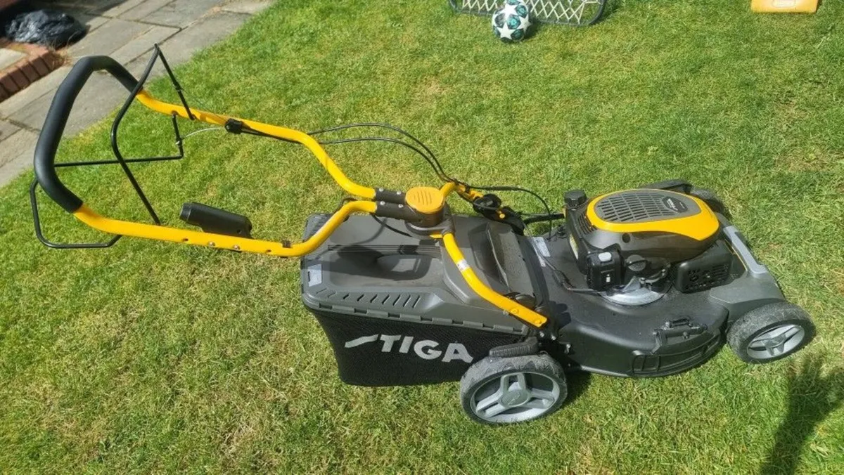 New Stiga combi 753se lawnmower - Image 2