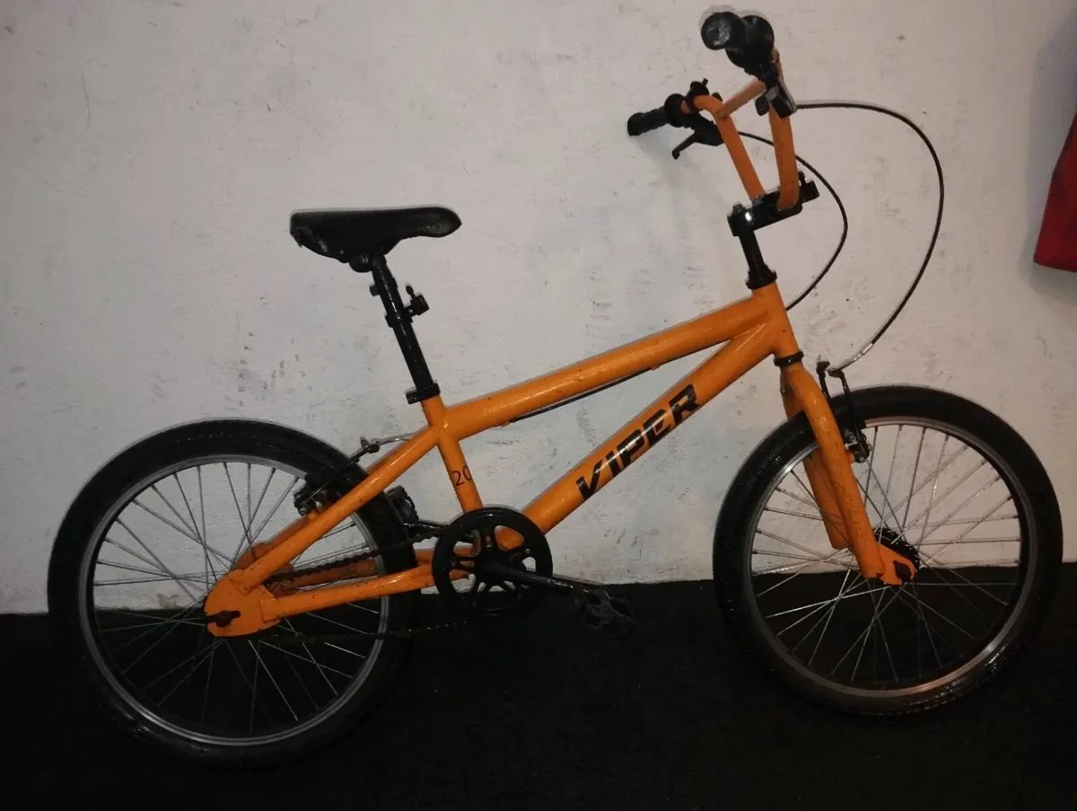 Boys 20inch BMX - Image 1