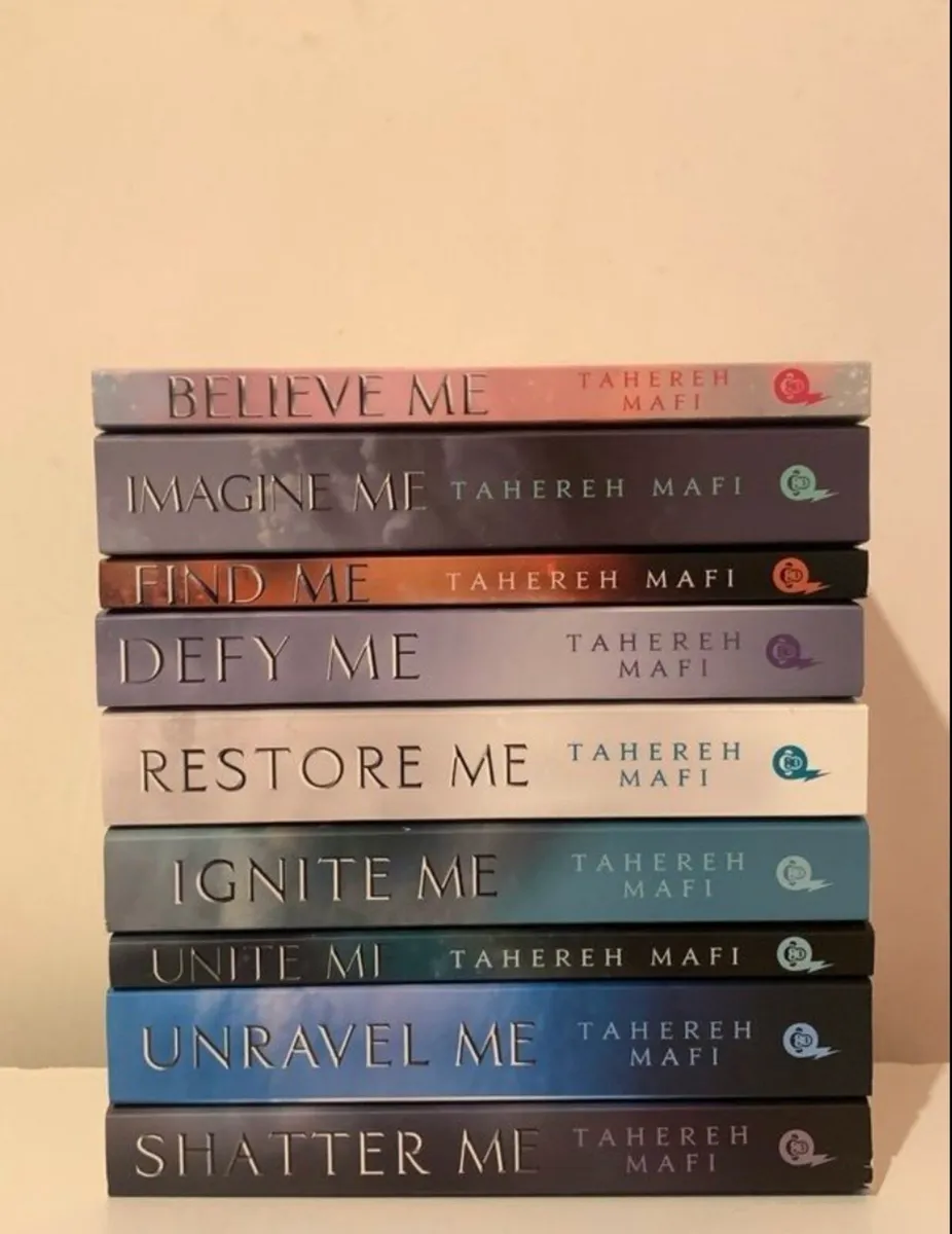 shatter me series