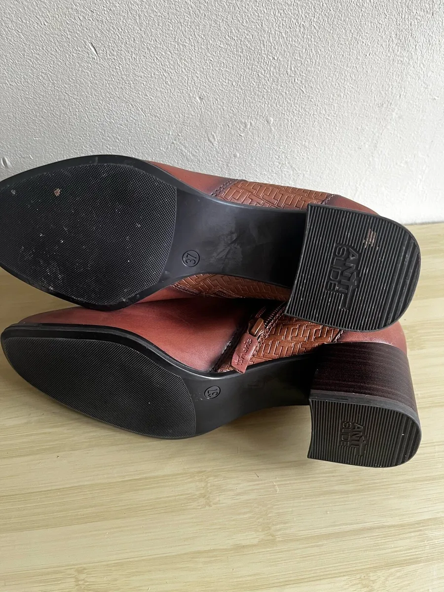 Tamara tan boots - Image 3
