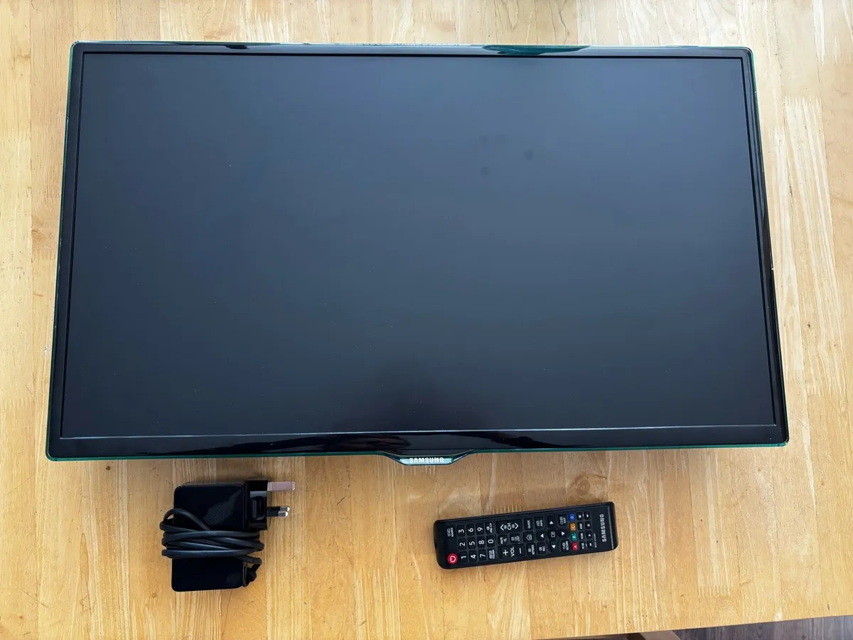 Samsung smart TV 27” T27H390SEX - Image 1