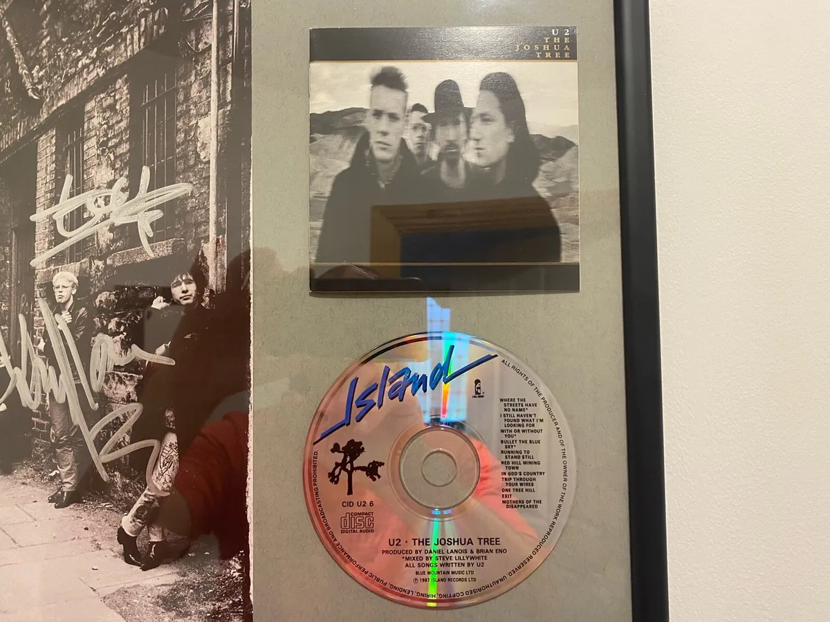 U2 picture - Image 2