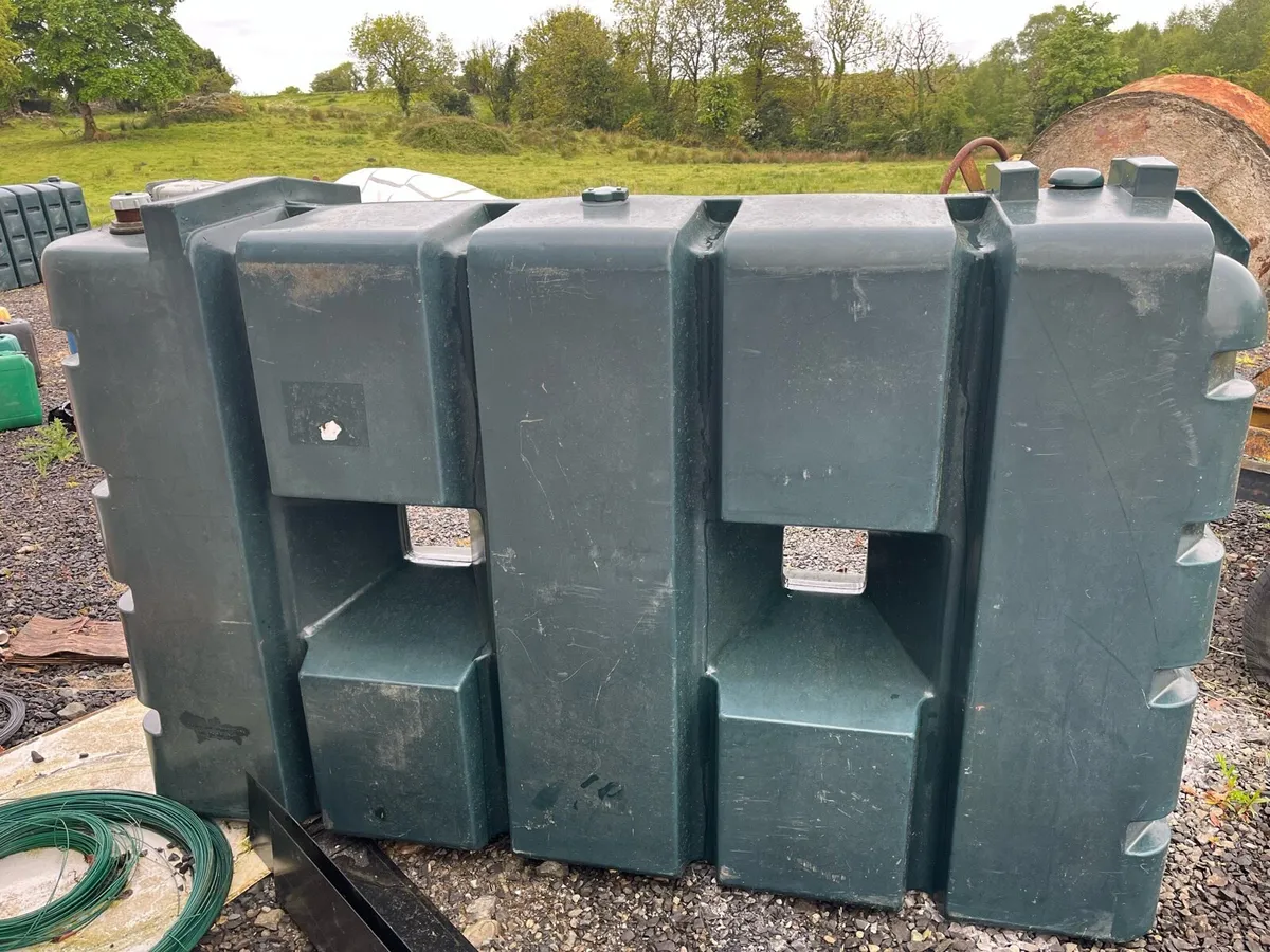 2 oil tanks - Image 4