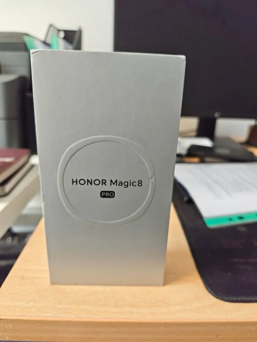 Honor Magic 8 Pro Epi Green Colour 512gb-16gb Few weeks old Grade A Honor Warranty as EU-UK model. Fully boxed accessories and case. Open to Trade S26 Ultra - Image 2