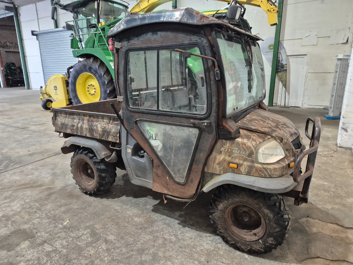 Kubota RTV900 - Image 1