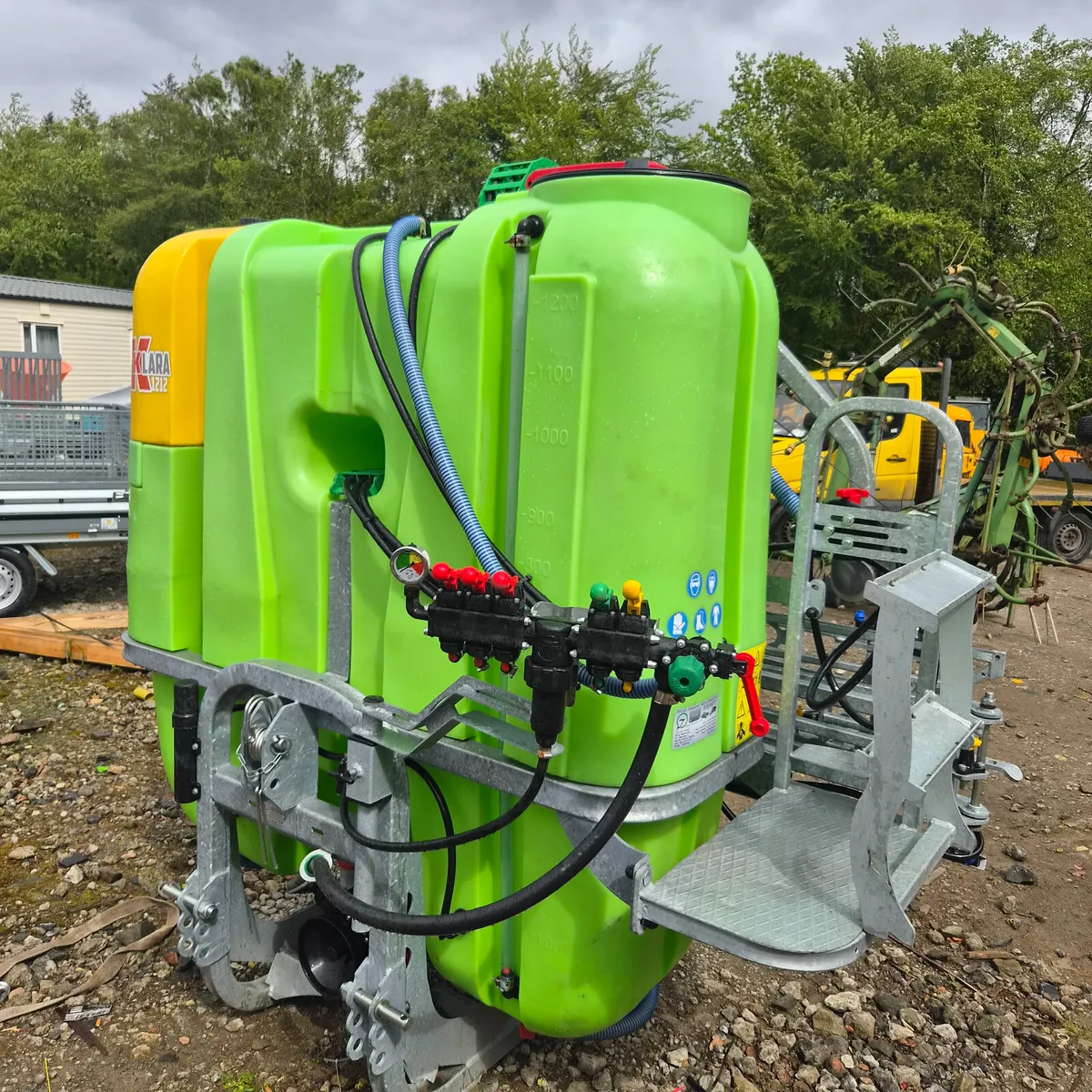 Tolmet sprayer - Image 2