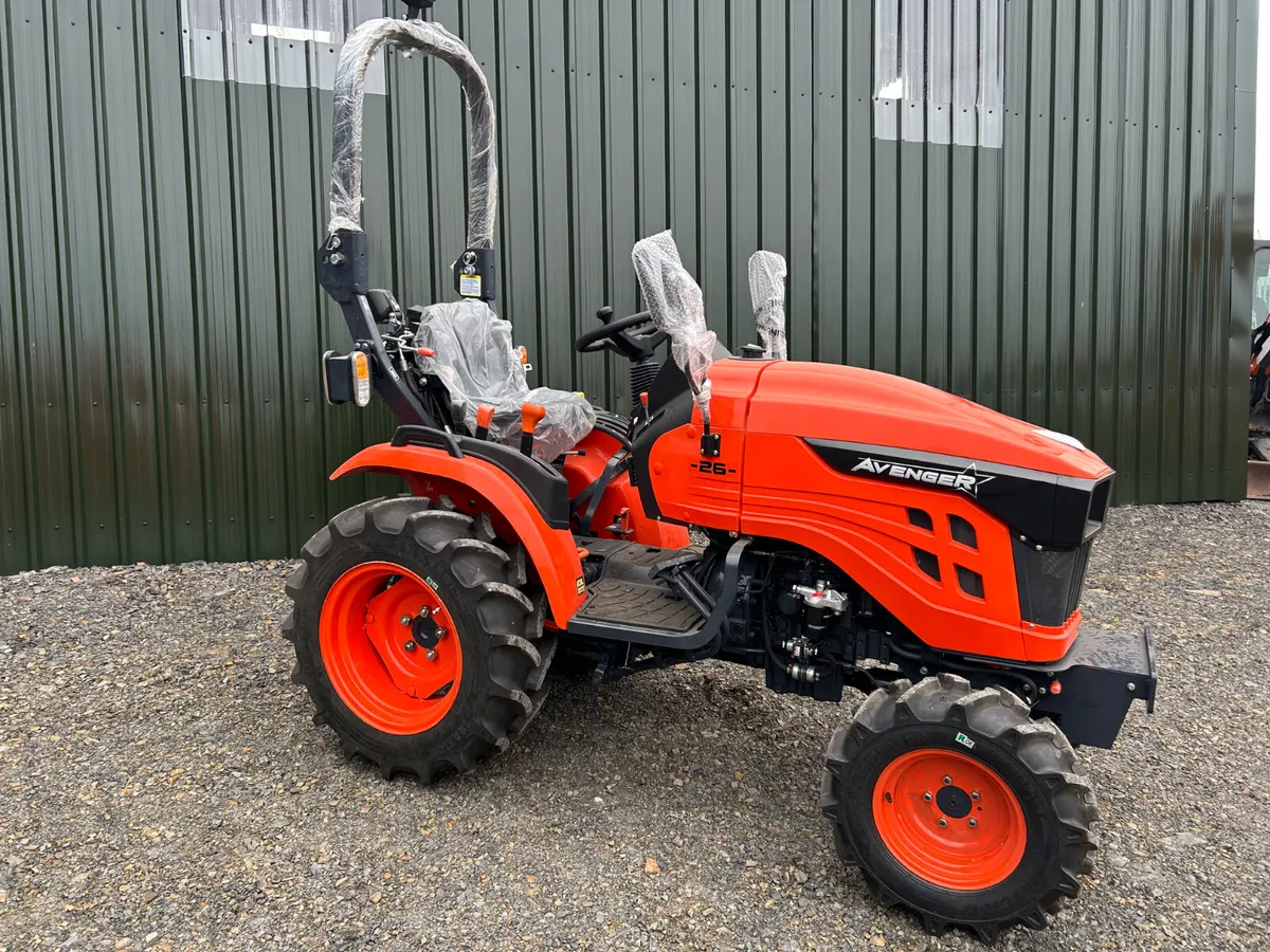 New Avenger 26 Compact Tractor - Image 4