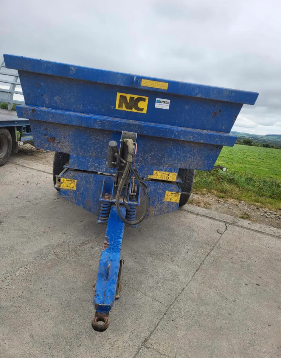 Dump trailer - Image 1