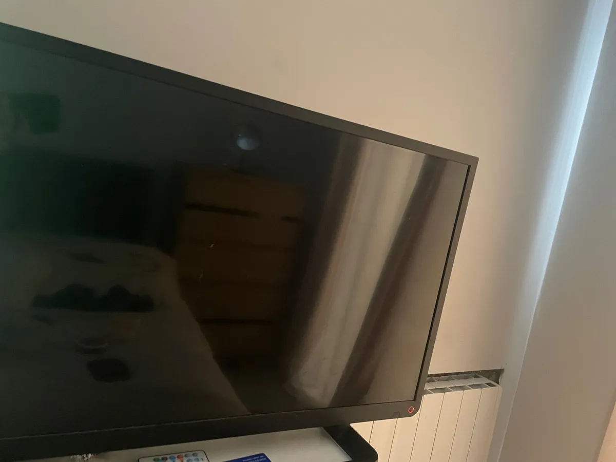32 Inch TV (Not Smart) - Image 1