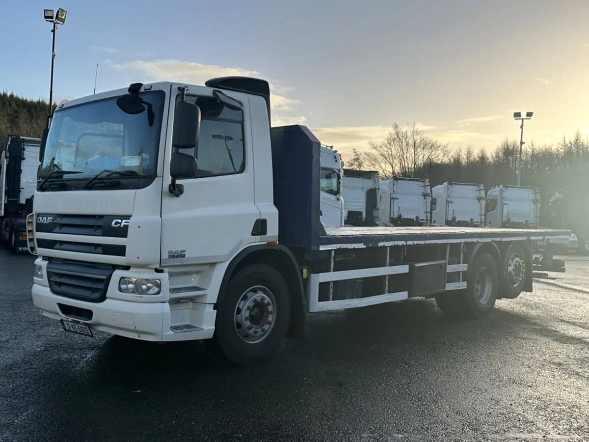 2012 DAF CF 75 310 FLATBED - Image 3