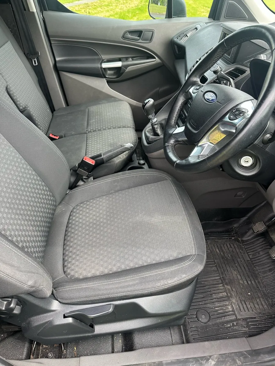 Ford Transit Connect LWB TREND L2 - Image 4