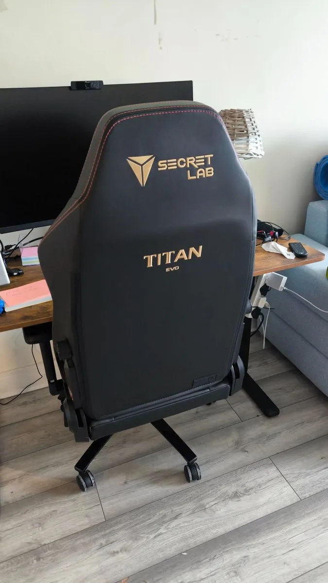 Secretlab TITAN Evo Ergonomic Chair + Desk - Image 1