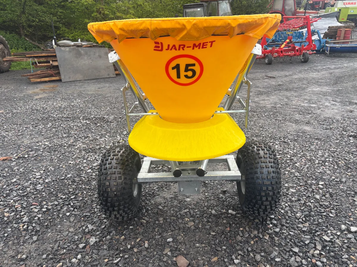 New Jarmet Quad Fertiliser Spreader - Image 3