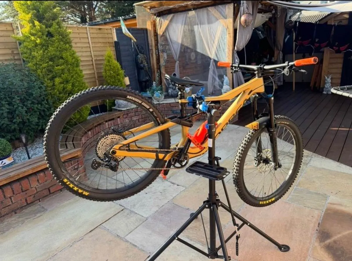 Orbea Rallon  size M Carbon M20 - Image 1